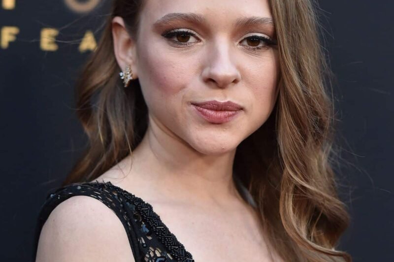 Shira Haas Height: Real Measurements, Career Impact, and Why It Matters